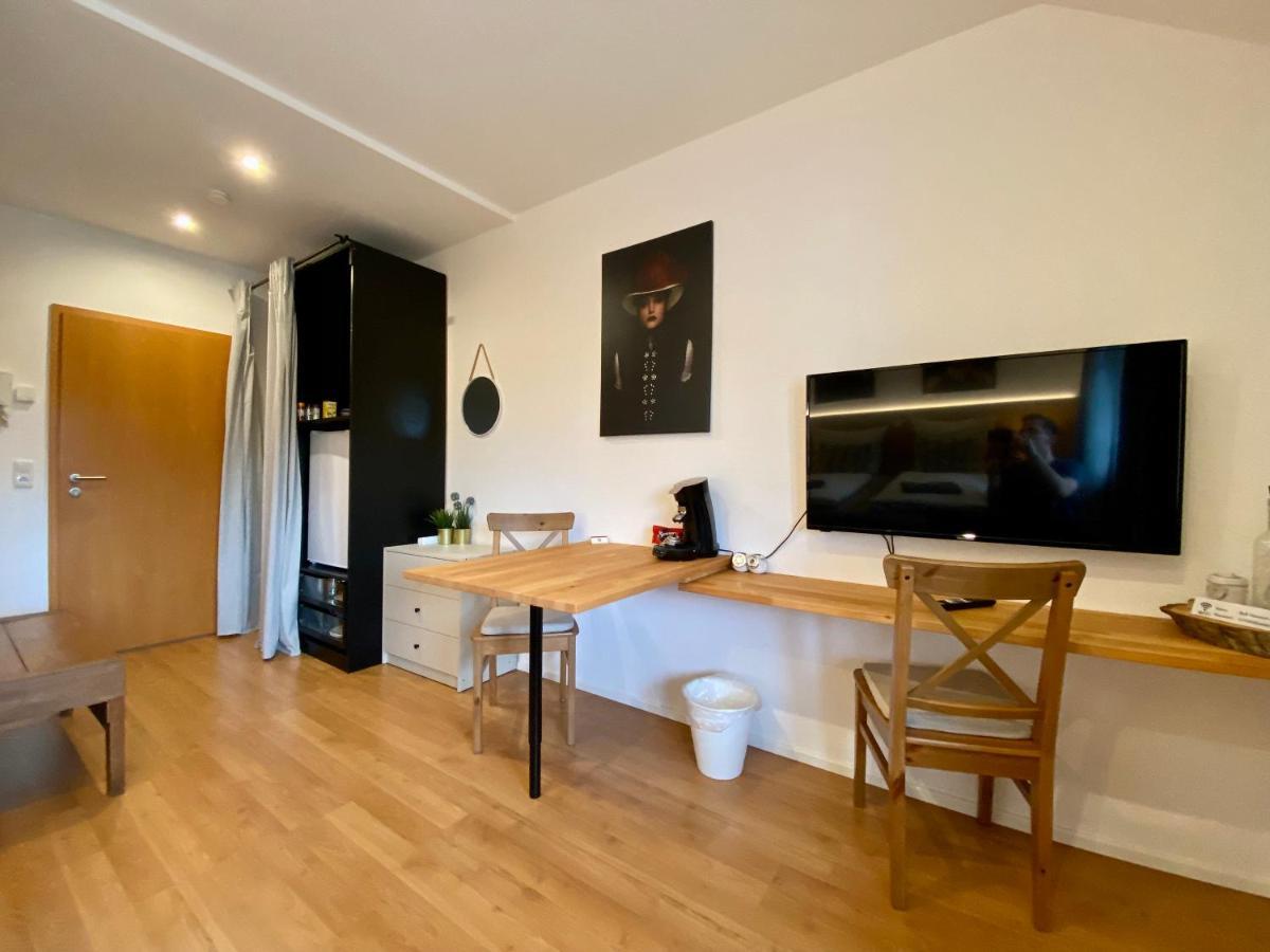 Komfortables Doppelzimmer In Kehl Goldscheuer - 1A Guesthouse المظهر الخارجي الصورة
