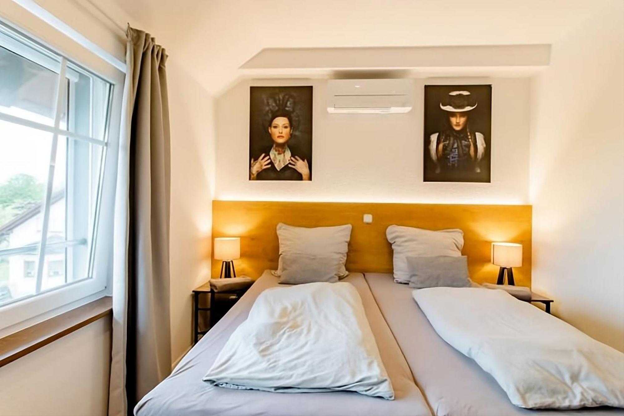 Komfortables Doppelzimmer In Kehl Goldscheuer - 1A Guesthouse المظهر الخارجي الصورة